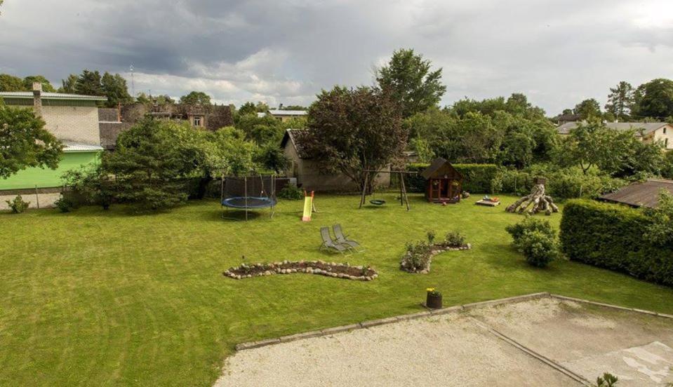 Vahe Guest House Poltsamaa Dış mekan fotoğraf